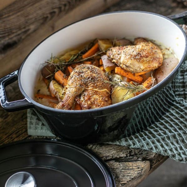 Cocotte Ovale LIVOO 4,5 Litres Noir (MEP129N)